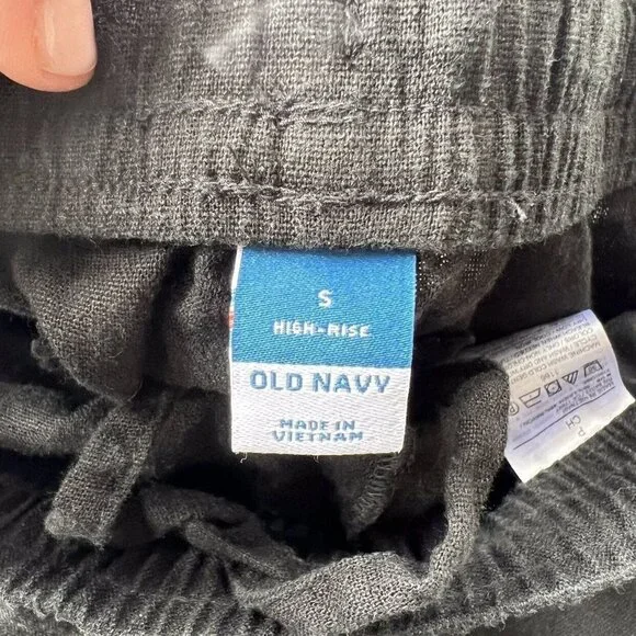 Old Navy High Rise Linen Blend Shorts in Black Jack - Picture 8 of 10